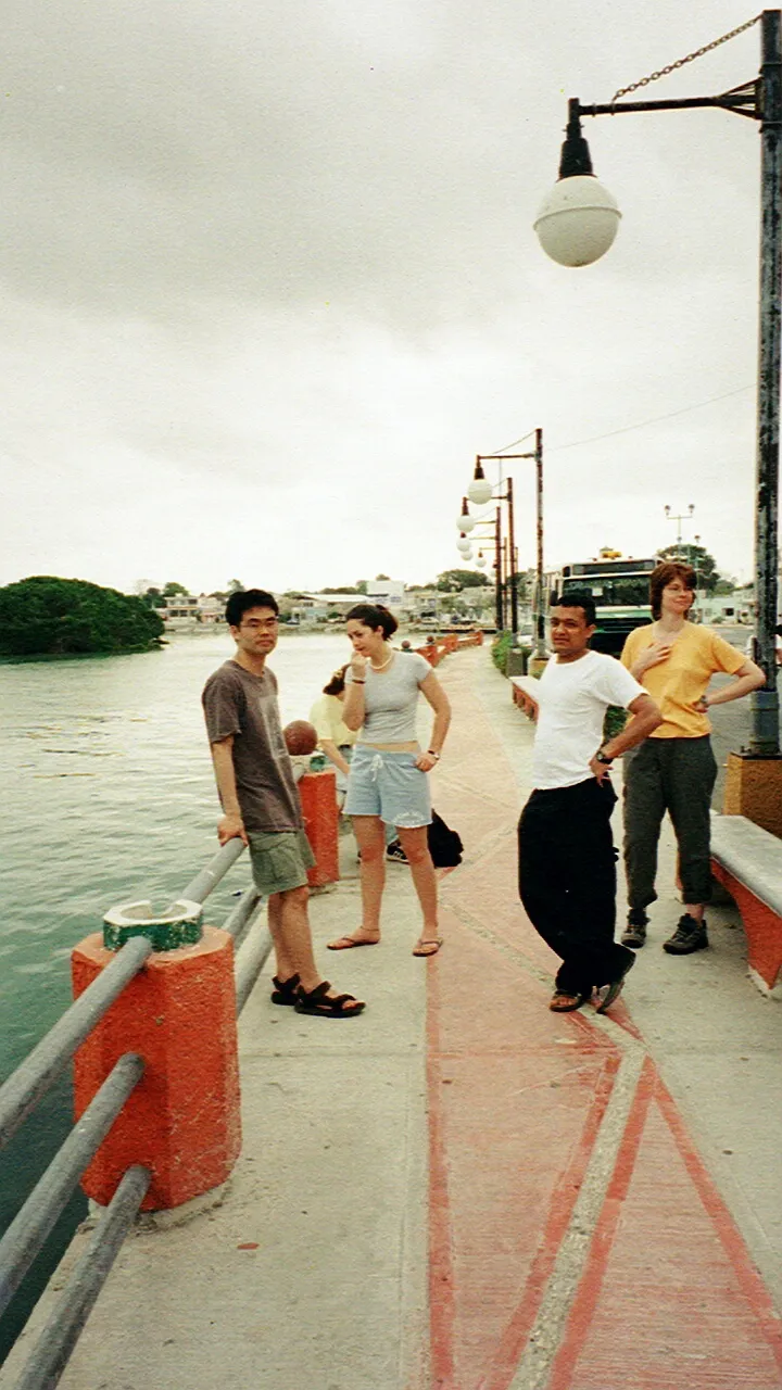 Break stop for stretching at the same fishing village.