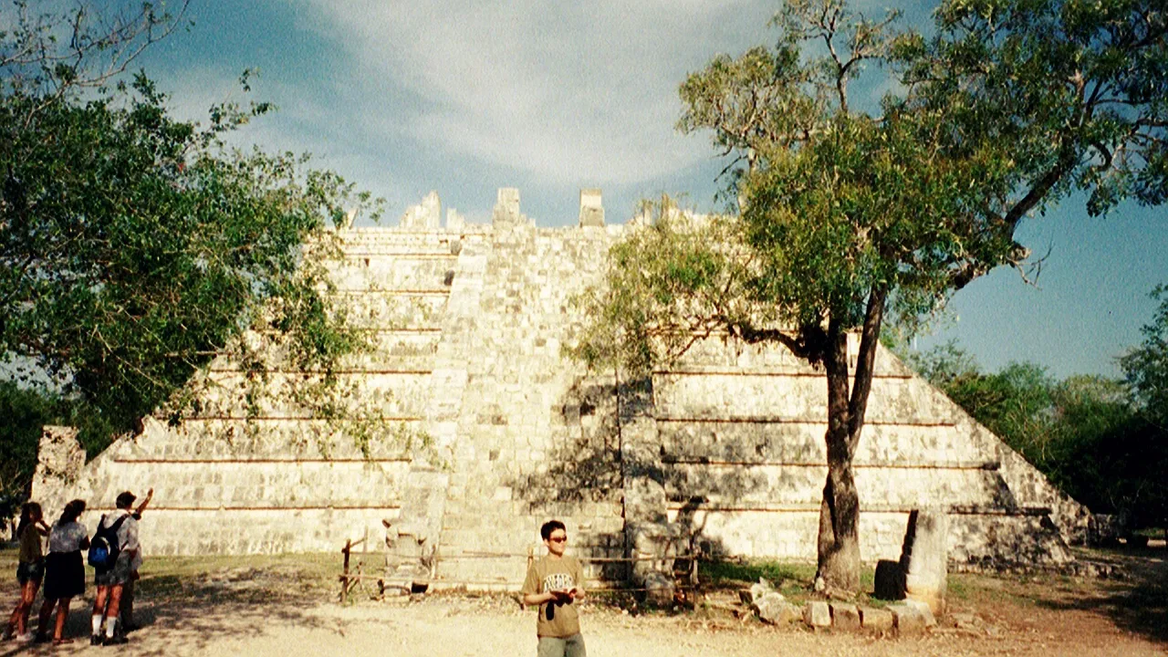 Chichen Itza (Tosh at front of pyramid)