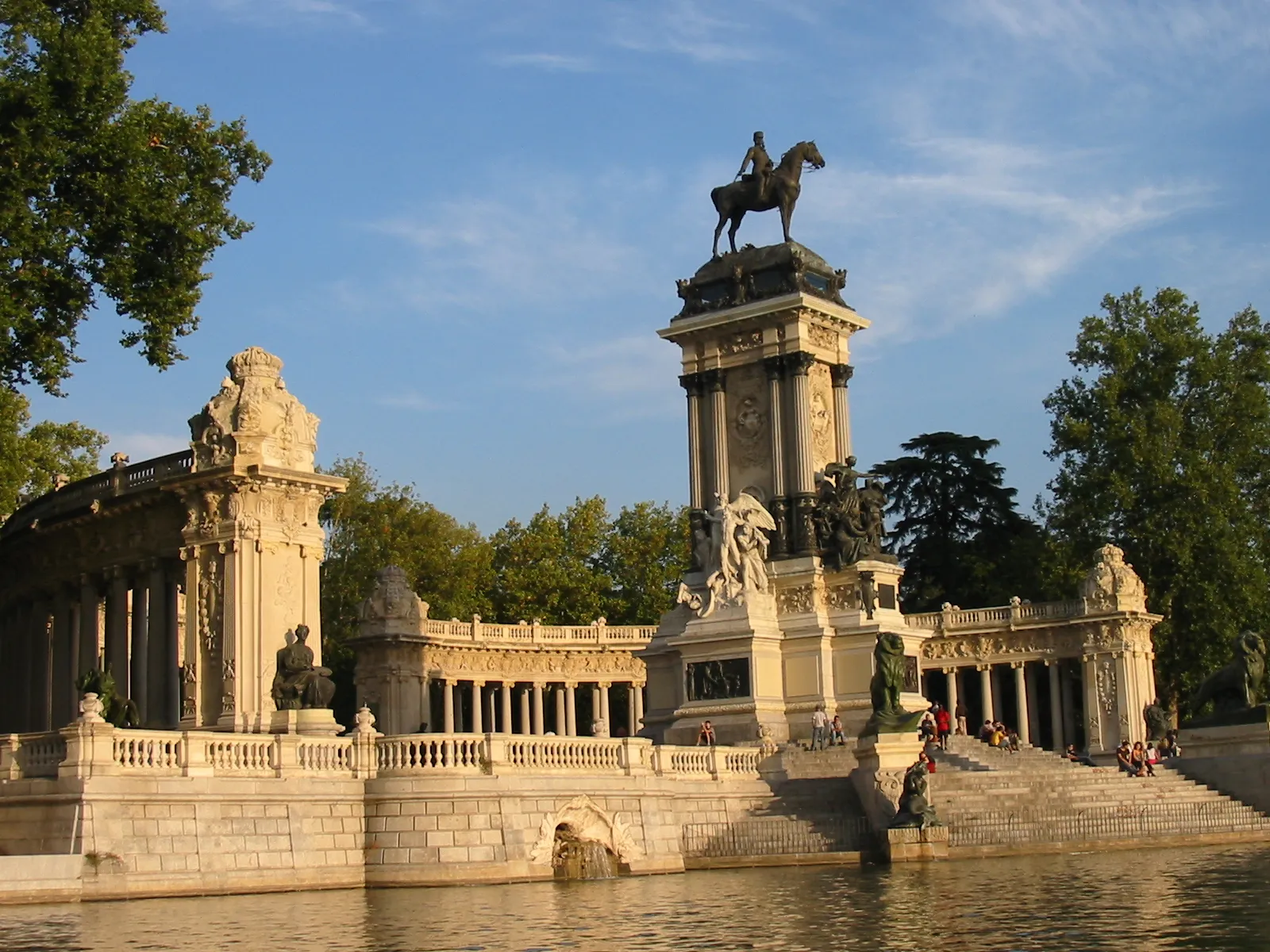Another view of Retiro Park
